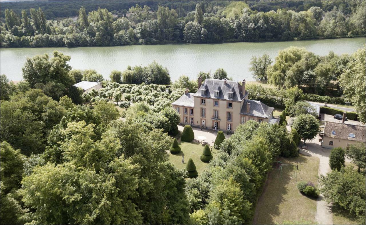 Château Rouillon d'Allest Chartrettes Extérieur photo